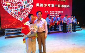“美德少年”逆風(fēng)飛翔！603分！他創(chuàng)造了奇跡 →縮略圖
