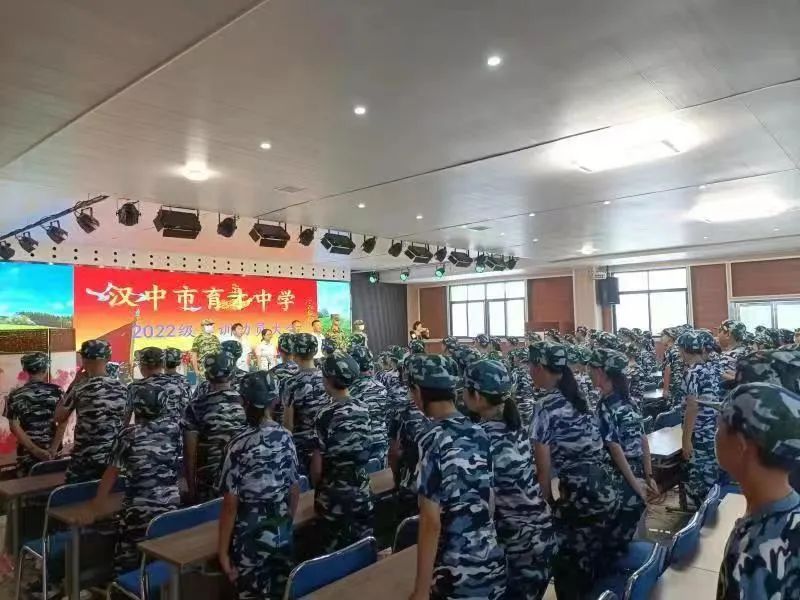 熱！熱！熱！育才中學(xué)招生又升溫了