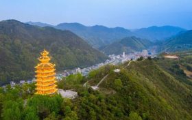 盛景、美味！春日鎮(zhèn)巴等你赴約→縮略圖